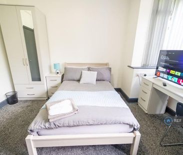 Studio to rent - Photo 6