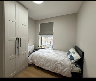 Room in a Shared House, Park Road, IG1 - Photo 2