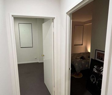 Kellyville - Photo 2