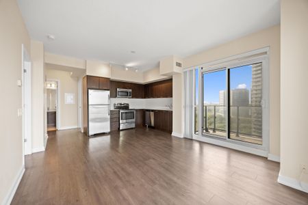 For Lease - 2220 Lakeshore Boulevard Unit# 2004, Toronto, Ontario - Photo 4