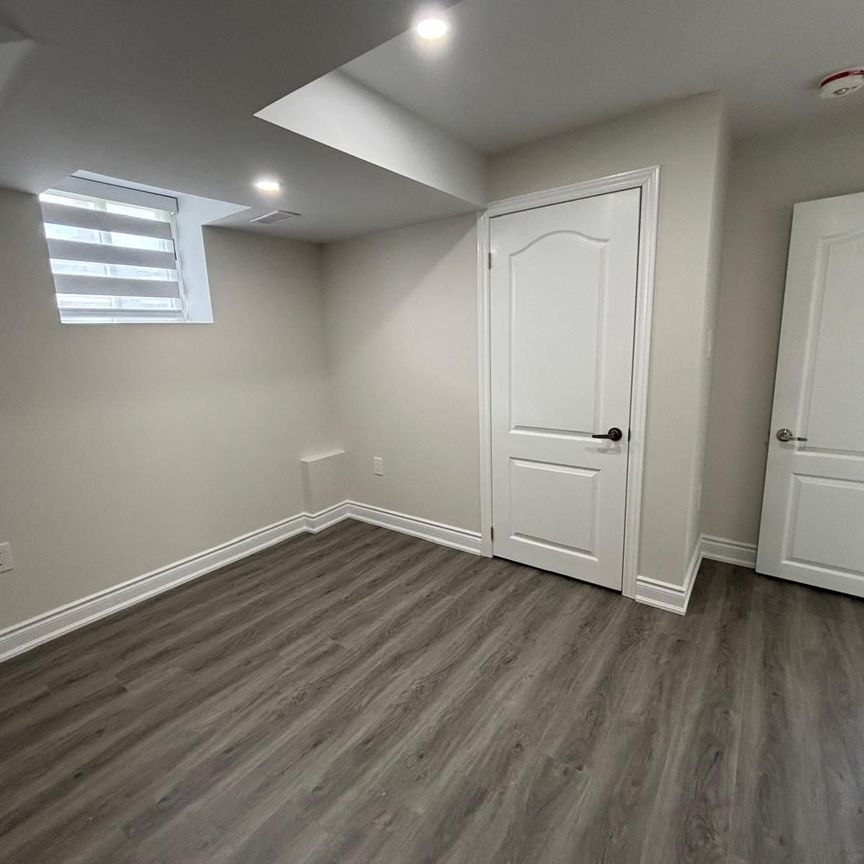 For Lease - 178 Cottonwood Crescent, Welland, Ontario - Photo 1