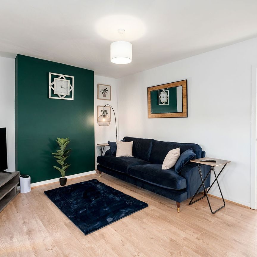 3 Bed Terraced House, Woodside Road, NG9 - Photo 1