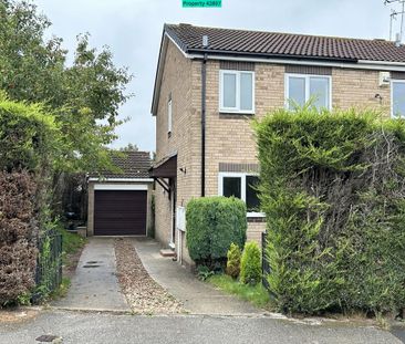 2 bedroom semi-detached house to rent - Photo 2