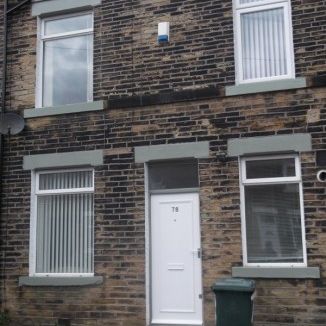 3 Bed - Gt Russell Street, University, Bd7 - Photo 1