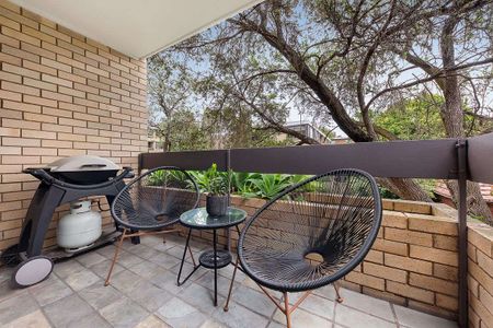 Bright Modern Living with Private Outlook - Photo 5