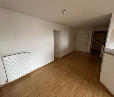 Location Appartement 3 pièces 50m² - Photo 4