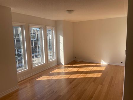 For Lease - 16 Tamworth Terrace, Barrie, Ontario - Photo 3