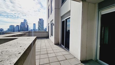 UPTOWN RESIDENCES: Yonge St & Bloor St (35 Balmuto St) AD#02306 - Photo 5