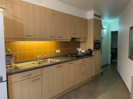 Rustig gelegen studio met ruim terras te St.-Jozef-Olen ! - Photo 5