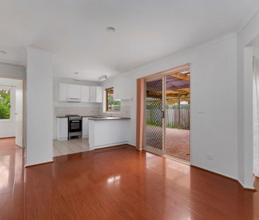 Family Home in Prime Location! - Photo 4