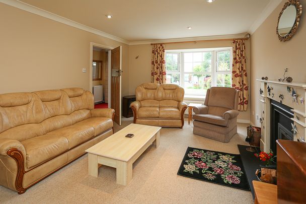 1, Seaforth Close, Bangor, BT20 5HE - Photo 1
