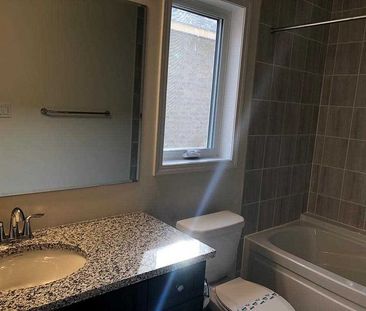 For Lease - 234 Harold Dent Trail, Oakville, Ontario - Photo 6