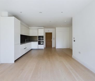 Pinewood Gardens, Teddington - 1 bedroomProperty for lettings - Chasebuchanan - Photo 1