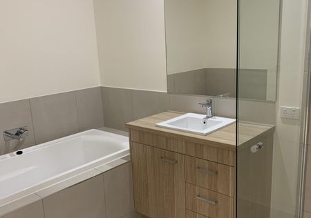 Modern Comfort in the Heart of Picturesque Mooloolah Valley - Photo 4