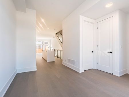 For Lease - 50 COVESIDE Drive Unit# 29, Mississauga, Ontario - Photo 2