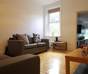 5 bedroom maisonette to rent - Photo 1