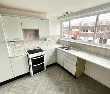 Merton Close, Oldbury, B68 - Photo 3