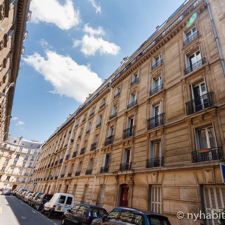 Logement à Paris, Location meublée - Photo 1