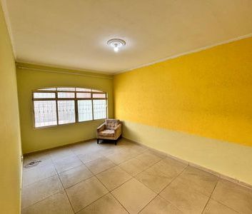 Casa para alugar com 128m², 3 quartos e 1 vaga - Foto 1