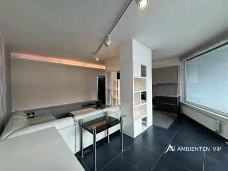 Pronájem bytu 3+kk s terasou v centru města Brna s uzavíratelnou garáží pro dvě auta - Photo 2