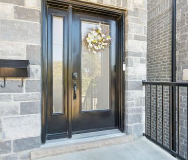 For Lease - 105 Twenty Second Street, Toronto, Ontario - Photo 4