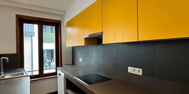 Appartement te huur in Antwerpen voor € 850 met 1 slaapkamer - Foto 1