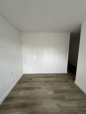 Apartamento com 4 quartos e 138m² para alugar em Centro, Balneário Camboriú. - Photo 3