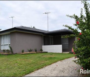 LOVELY 3 BEDDER IN INGLEBURN - Photo 2