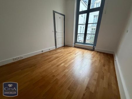 Location Appartement 2 pièces 76m² PARIS 3ème - Photo 4