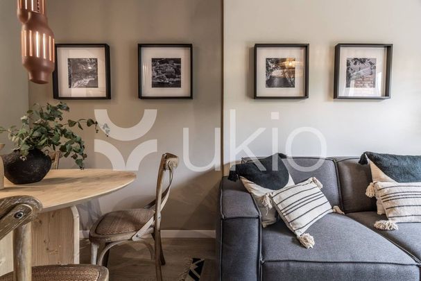 2 room luxury Flat for rent in Madrid, Spain - Photo 1