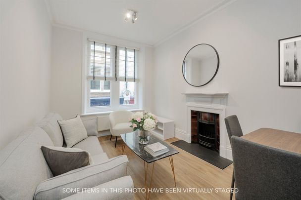 St Martin's Lane, WC2H - Photo 1