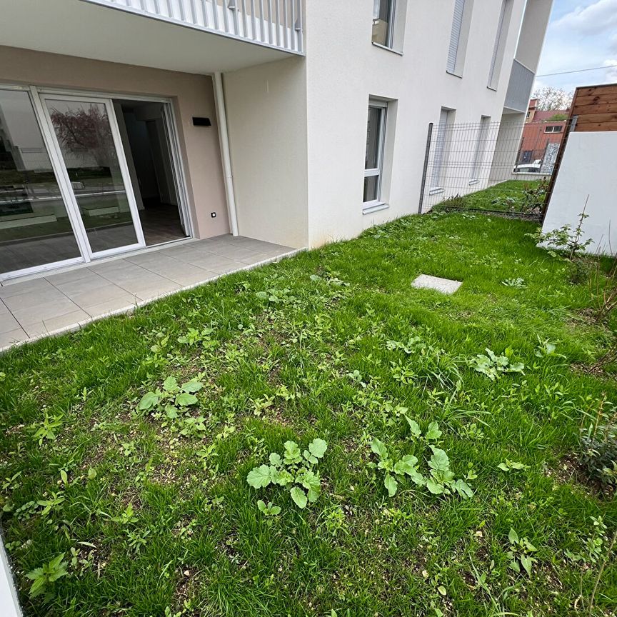 Apartment - Photo 1