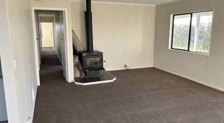 Rural Life in Rotoorangi - Photo 5