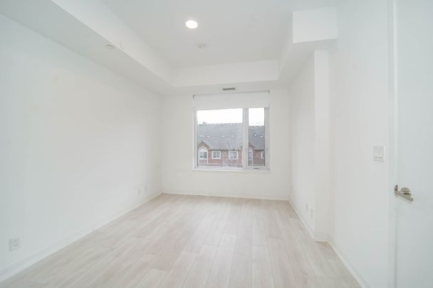 For Lease - 8 Beverley Glen Boulevard Unit# D328, Vaughan, Ontario - Photo 1