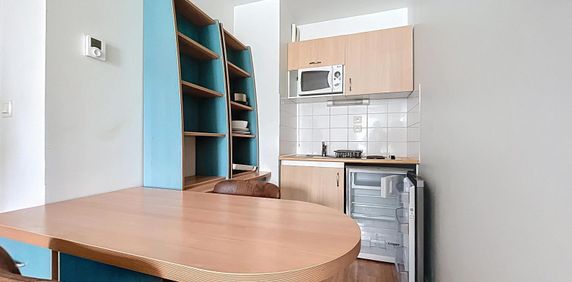 Location Appartement 1 pièce 22m² LA ROCHE SUR YON 85000 - Photo 2