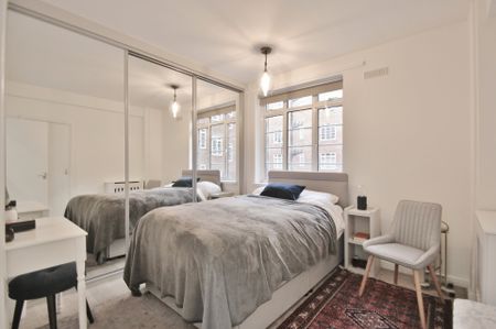 Latymer Court, Hammersmith Road, Hammersmith, London, W6 - Photo 5