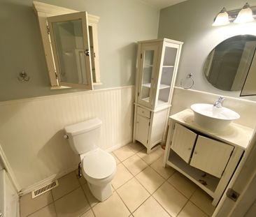 1644 37 Street Northwest - Photo 2