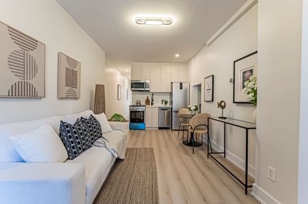 For Lease - 20 Roblocke Avenue Unit# Main, Toronto, Ontario - Photo 5