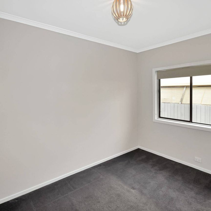 74 Newton St, Shepparton - Photo 1