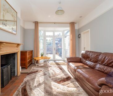 3 bedroom maisonette to rent - Photo 2