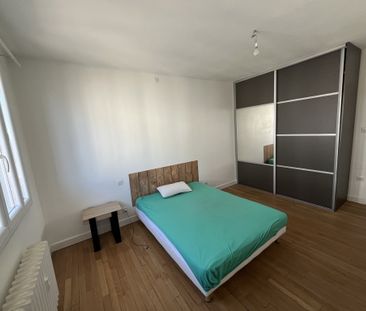 Location Appartement 3 pièces 78m² RODEZ 12000 - Photo 4