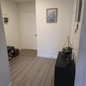 Appartement 4 1/2 a louer - Photo 2