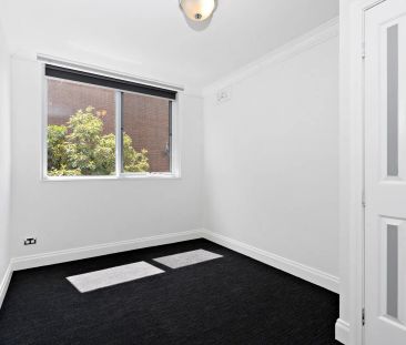 Refined Living with a Leafy Outlook - Photo 6