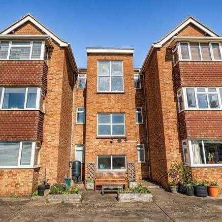 St Leonards Road, Headington, OX3 - Photo 2
