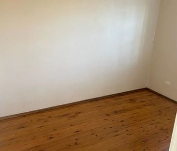 Large 2 bedroom CBD apartment - Photo 5