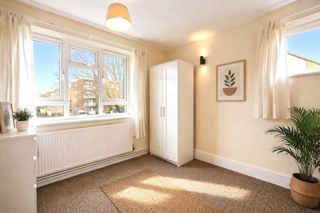 Upper Richmond Road, London, SW15 6SX - Photo 5