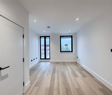 Rye Close, Fleet, Hampshire, GU51 - Photo 1