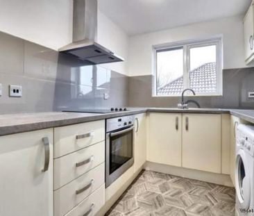 2 bedroom property to rent in Sutton - Photo 1