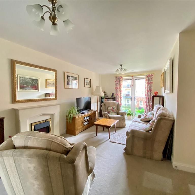 2 bedroom apartment to rent - Photo 1