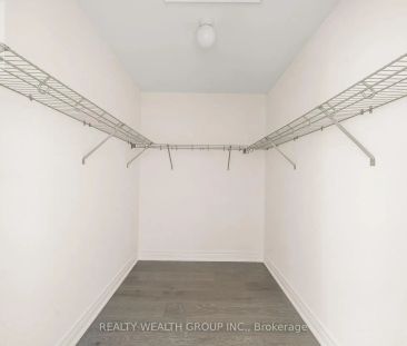 261 SEAVIEW HEIGHTS - Photo 3